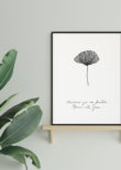 Poster met tekst wherever you are planted bloom with grace in lijst in interieur