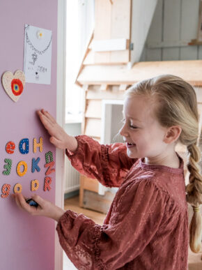 Magneetsticker afgeronde rechthoek 58x98cm roze